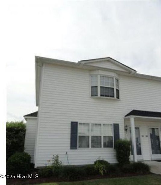 1st image of 3959 Sterling Pointe Dr Unit Qqq1