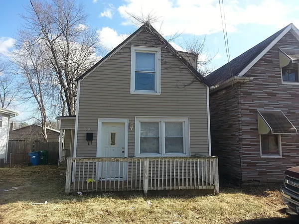 918 Wachtel Ave photo 1