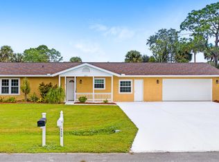 521 Klamath St NE, Palm Bay, FL 32907