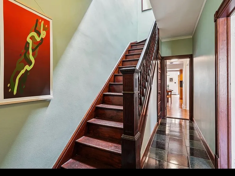 389 Woodlawn Ave #2 — Photo 10