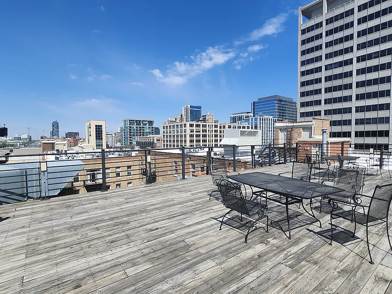 420 S Clinton St #502 — Photo 12