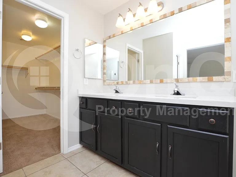 3806 E Trigger Way — Photo 14