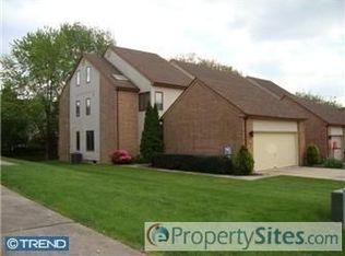 8 Hialeah Ct, Wilmington, DE 19808