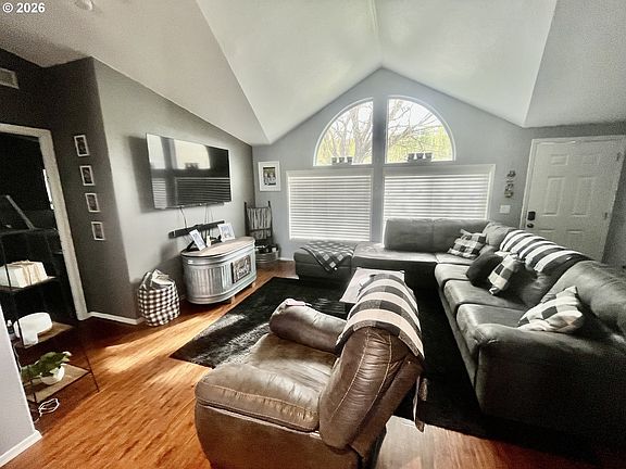 4th image of 3097 SW River View Dr