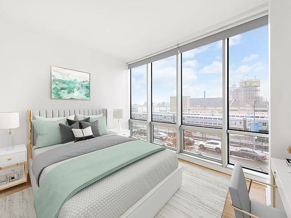 4th image of 5-19 Borden Ave #2FLRH