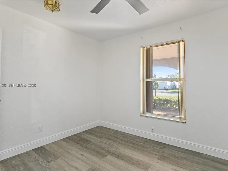 3521 NW 18th Pl — Photo 19