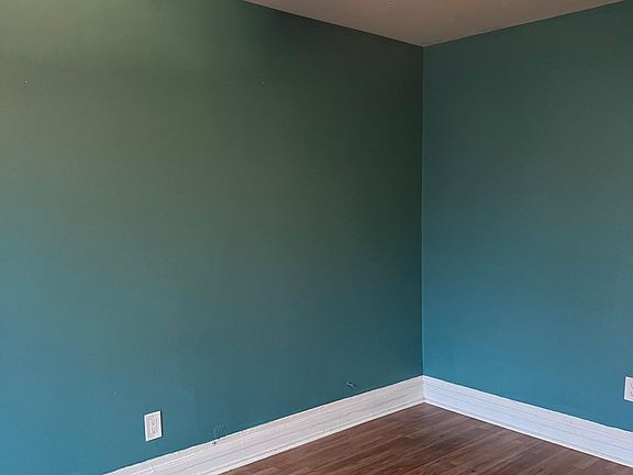 2nd image of 2317 W Melrose St #1