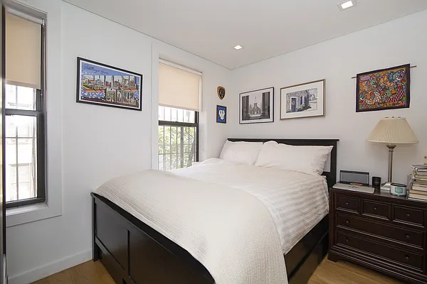 Rented by REAL New York | media 17