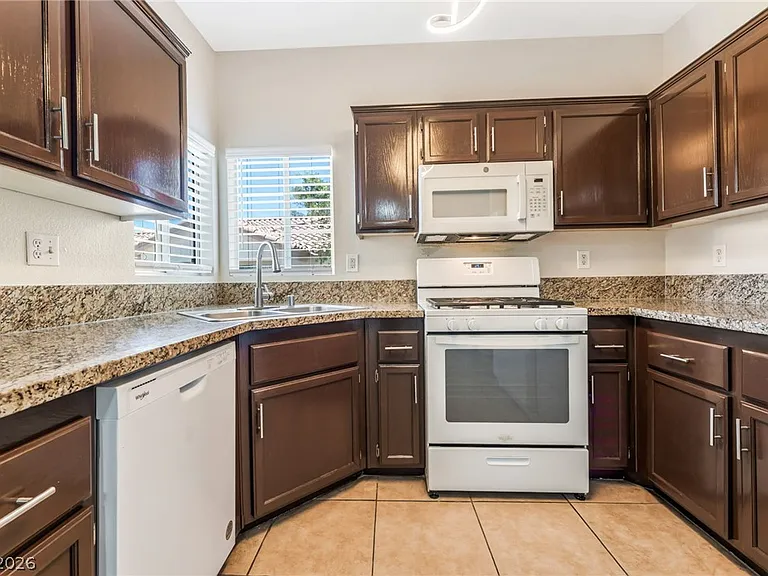 1830 N Buffalo Dr #2115 — Photo 8
