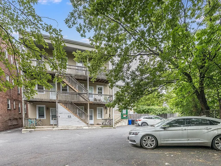 105 Pine St #2 — Photo 21