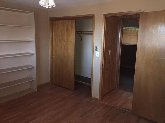 5th image of 332 78th Pl NE