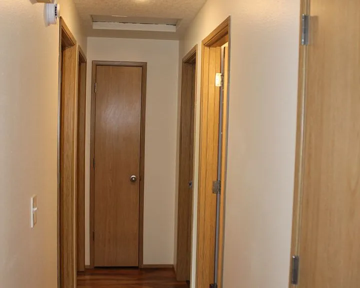 1892 NE Kathryn St — Photo 14
