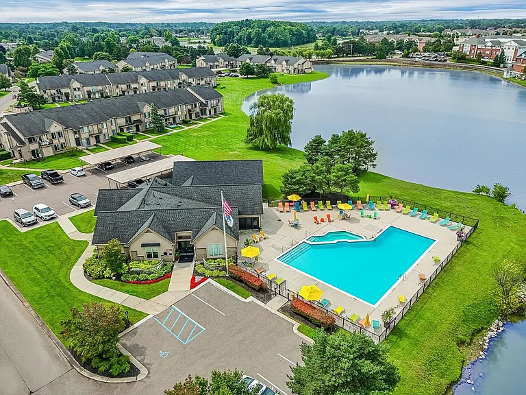 Lakeside Terrace Apartments — Photo 45