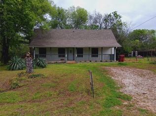 209 E Cardinal St, Ector, TX 75439