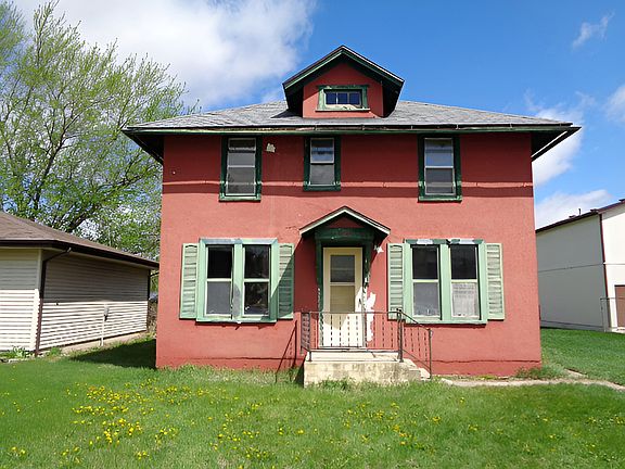2nd image of 106 W 2nd St