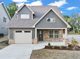 203 W Elm St, Tipp City, OH 45371