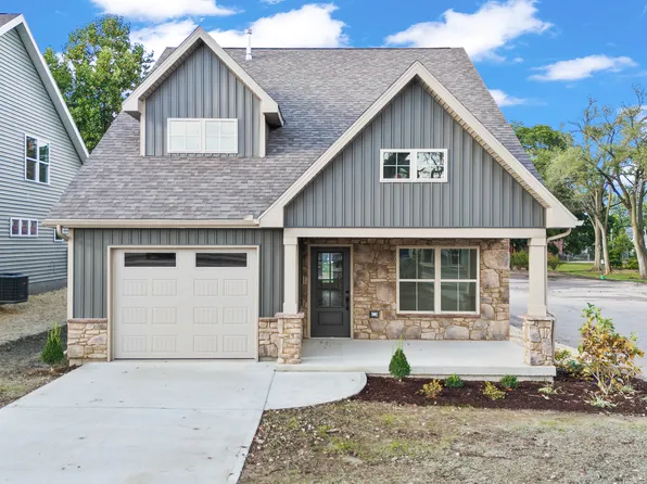 203 W Elm St, Tipp City, OH 45371