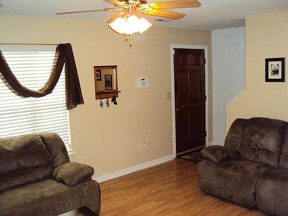 4th image of 263 Upper Beaver Creek Dr