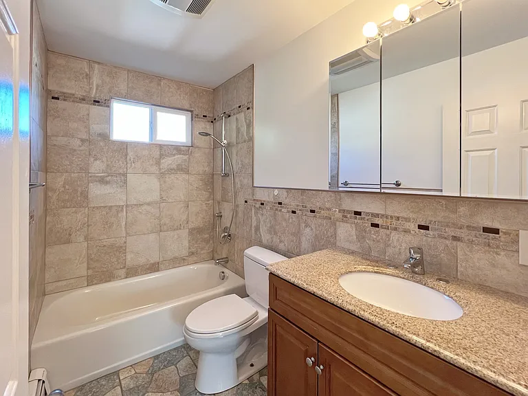 14 Sabina Way — Photo 21