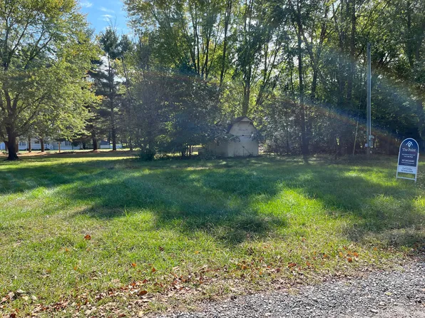 4346 E Blueberry Dr, Monticello, IN 47960