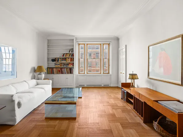 30 Sutton Place image 1 of 11