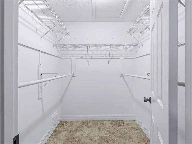 6283 Green View Cir S #102 — Photo 18