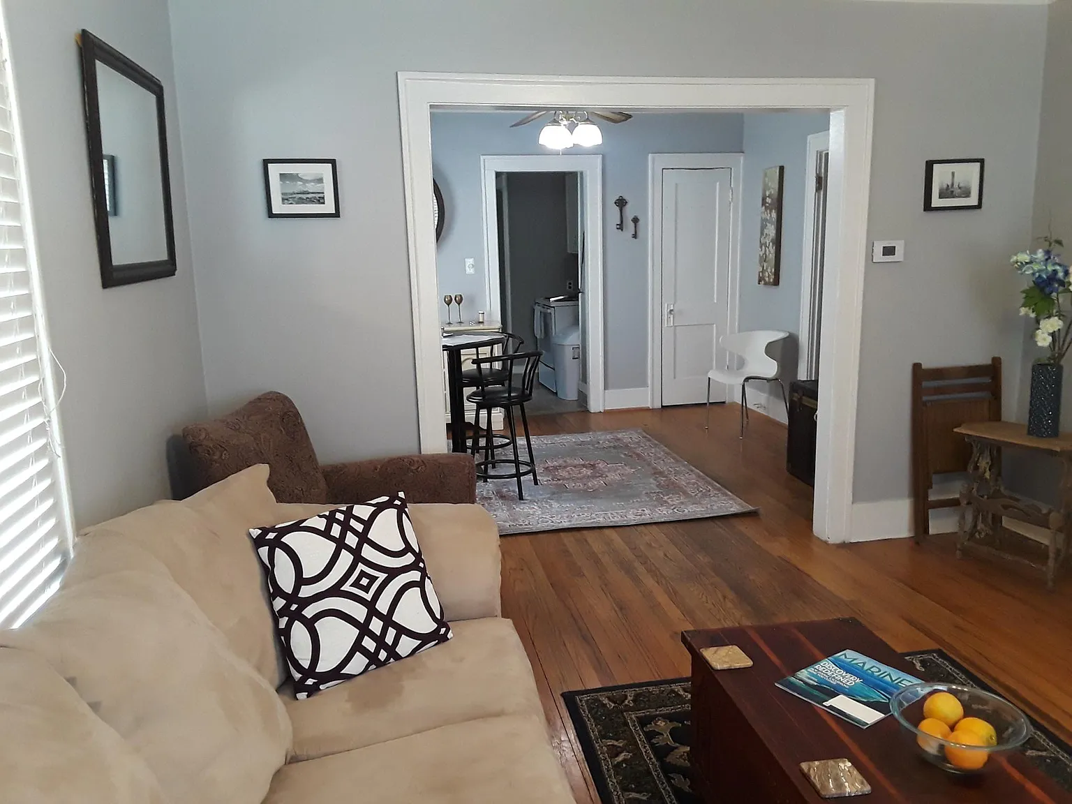 204 S Laurel St — Photo 3