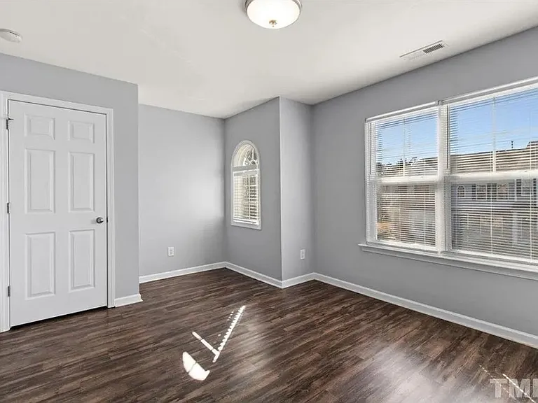 2960 Casona Way — Photo 2