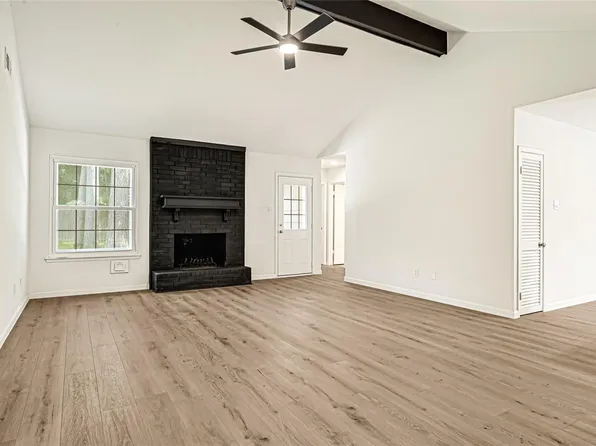 1707 Peach Run Dr, Humble, TX 77396