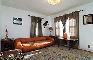 3rd image of 3678 Lee Ave