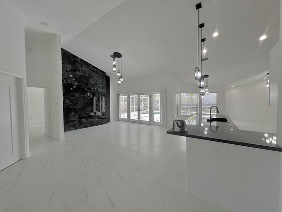 5th image of 13646 Brightstone Street