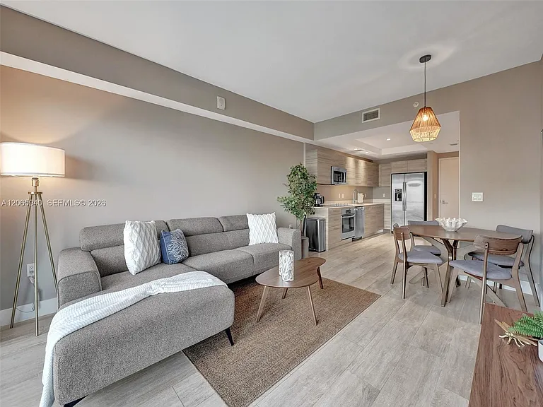 121 NE 34th St #2106A — Photo 14