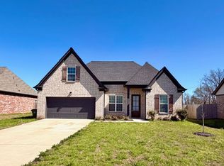 8754 Shipp Cv, Millington, TN 38053