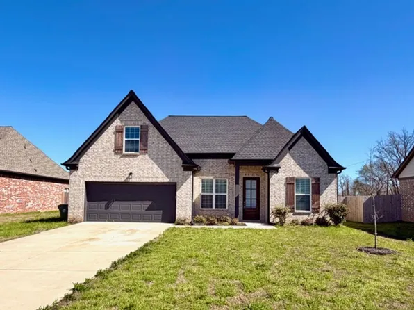 8754 Shipp Cv, Millington, TN 38053