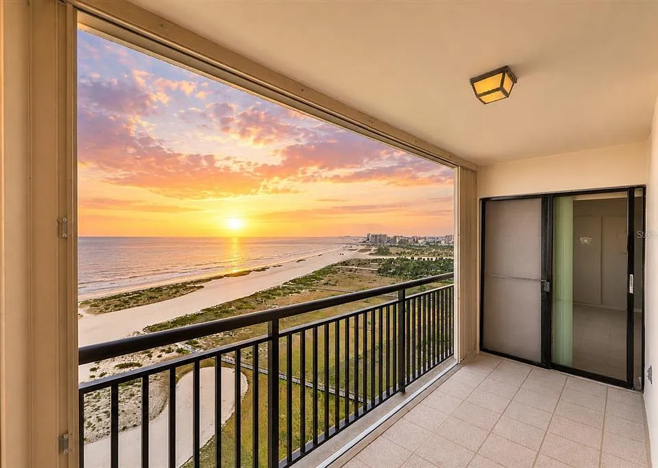 1270 Gulf Blvd #1706