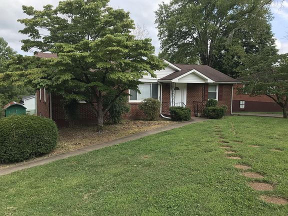 4th image of 135 Allenwood Dr