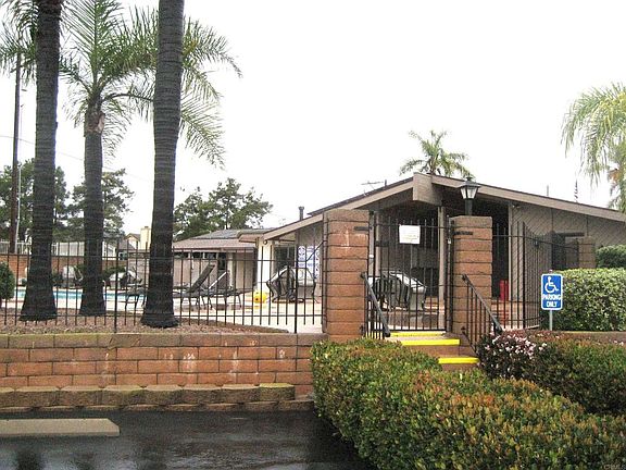 2nd image of 1175 La Moree Rd Spc 33