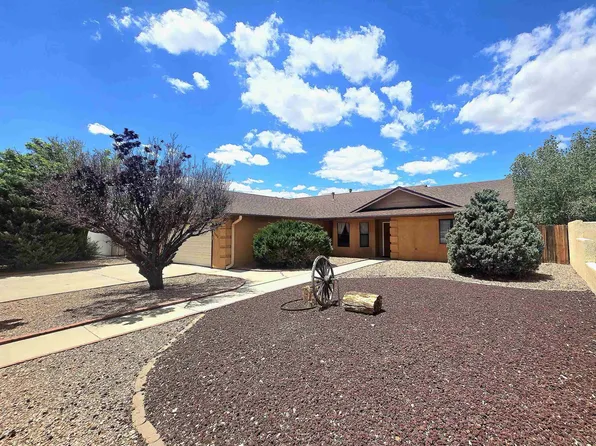 3306 Chee Dodge Blvd, Gallup, NM 87301