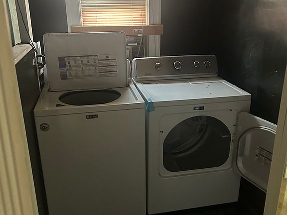 4th image of 4427 Montgall Ave