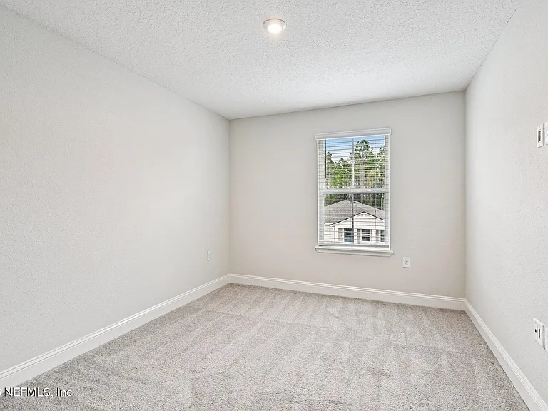 13019 Holsinger Blvd — Photo 34