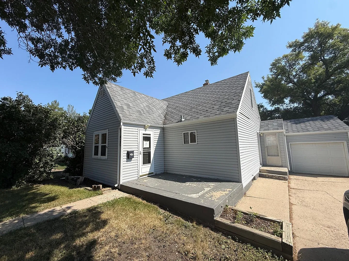 2 Bedroom Home — Photo 1