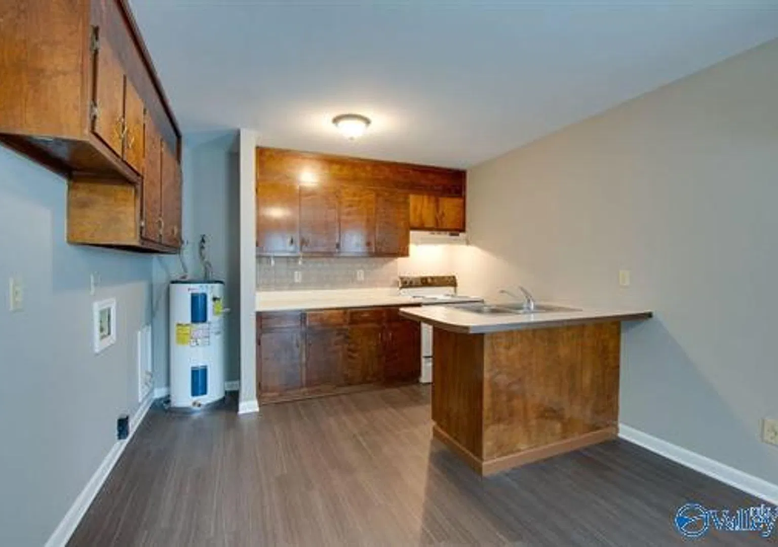 204 Berine Ave — Photo 4