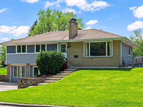 2205 Florance Ln, South Saint Paul, MN 55075