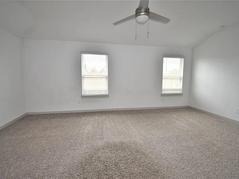 4023 Yonkers Valley Ln — Photo 15