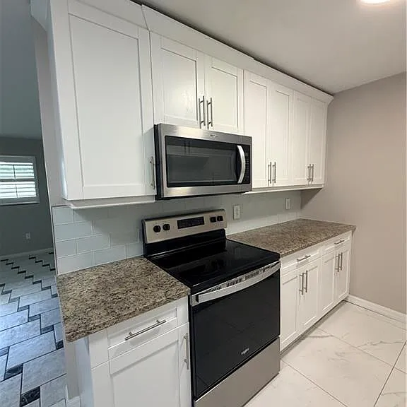 18572 Sarasota Rd — Photo 5