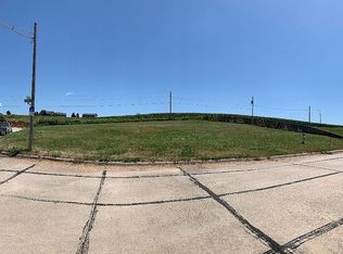 1st St, Oakland, NE 68045