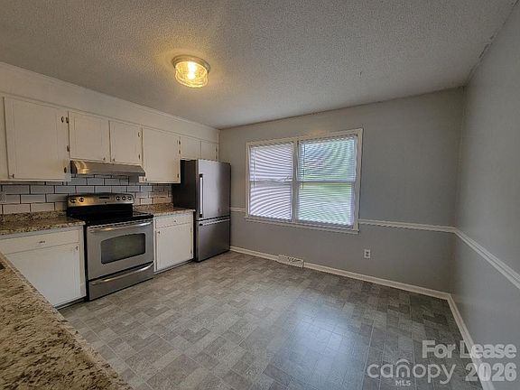 5th image of 2021 Downey St