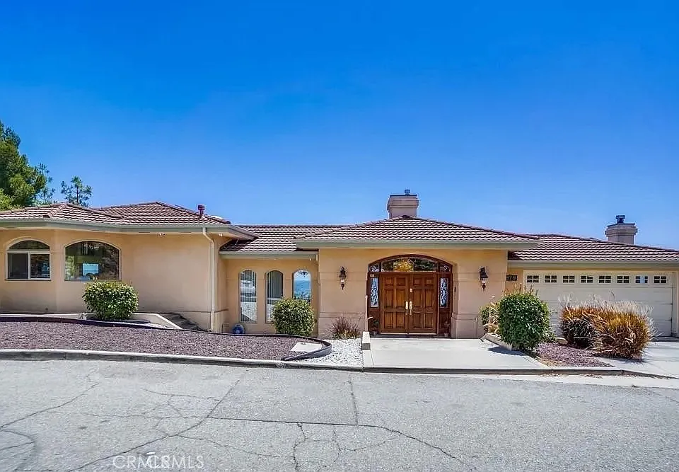 876 Harrington Rd