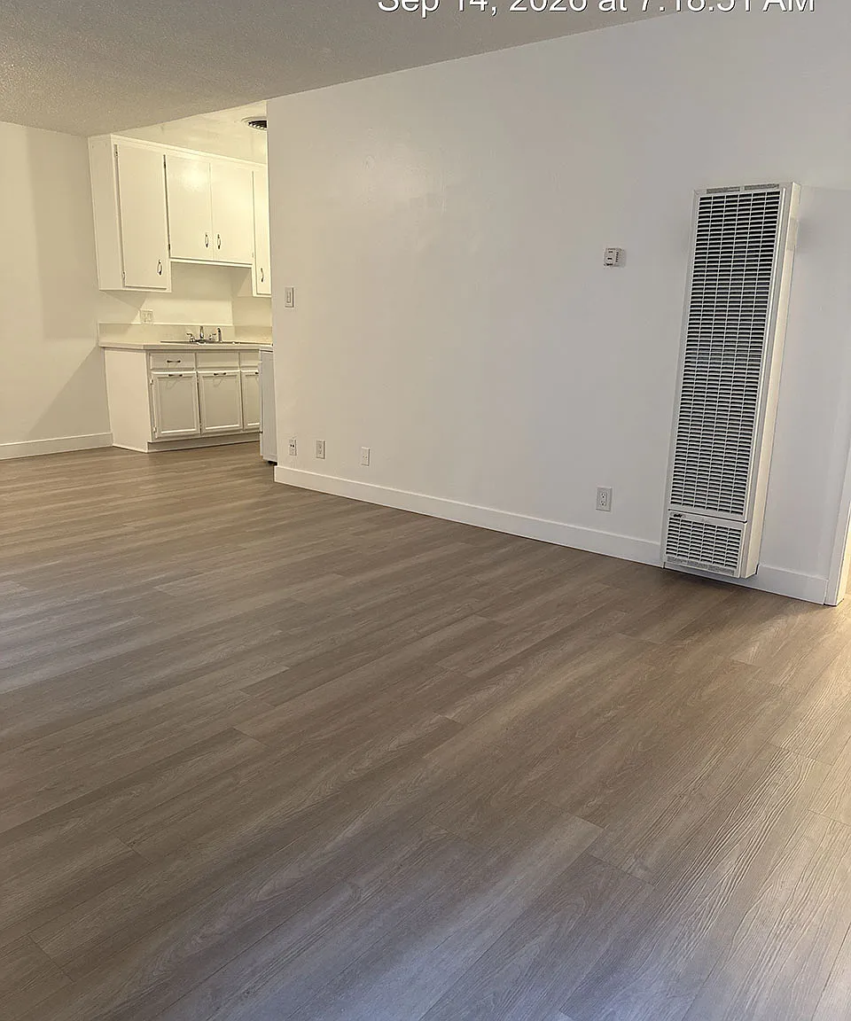 2 bed, 800 sqft, $2,350 — Photo 1
