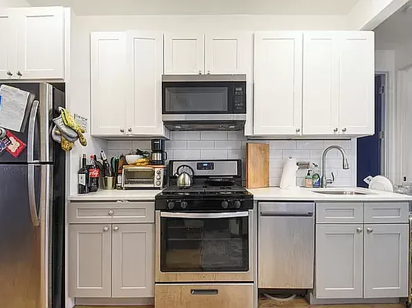 787 Franklin Ave #3B, Brooklyn, NY 11238